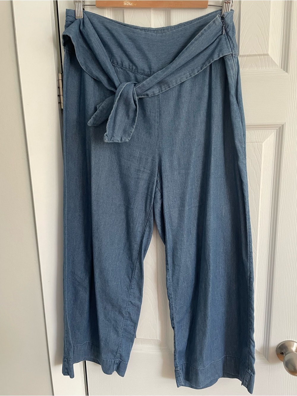 Joe Fresh Blue Tie-Waist Wide-Leg Capris